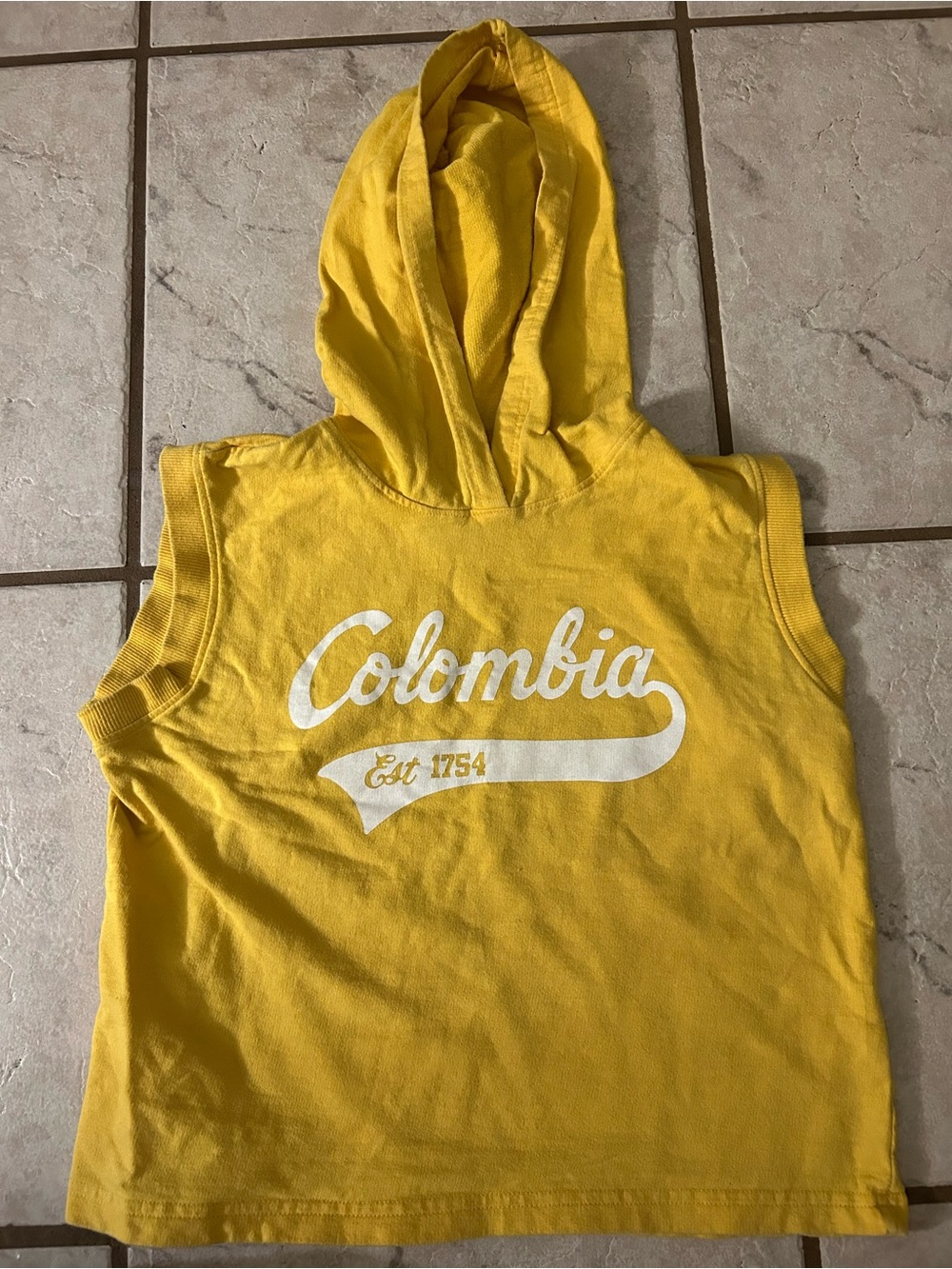 Women’s Colombia Sleeveless Hooded Tee in Yellow size XXS fairly used